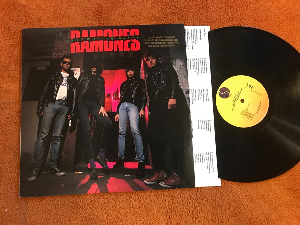 美盤 LP / RAMONES - HALFWAY TO SANITY 61Y9EoslITL._UF1000,1000_QL80_.jpg