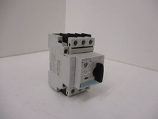 SIEMENS 3RV1021-4AA10 STARTER w/3RV1901-1A AUXILIARY CONTACT