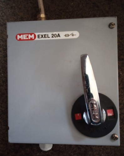 Eaton Mem MSF0203CF IP41. Used. - Picture 1 of 4