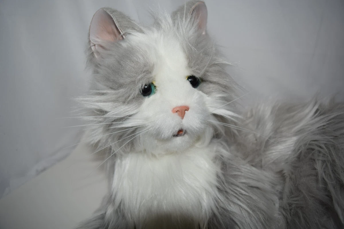 HASBRO JOY FOR ALL B7594 COMPANION CAT PET SILVER WITH WHITE MITTS