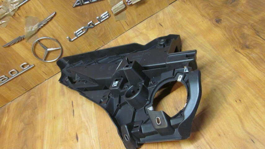 Maserati Levante Rear Bumper Bracket 670034585