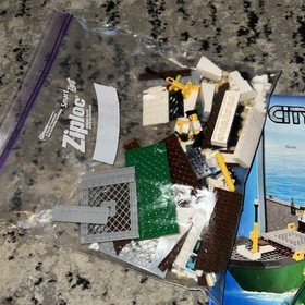 LEGO CITY: Harbour (4645) - used great condition Don&rsquo;t Know If Complete