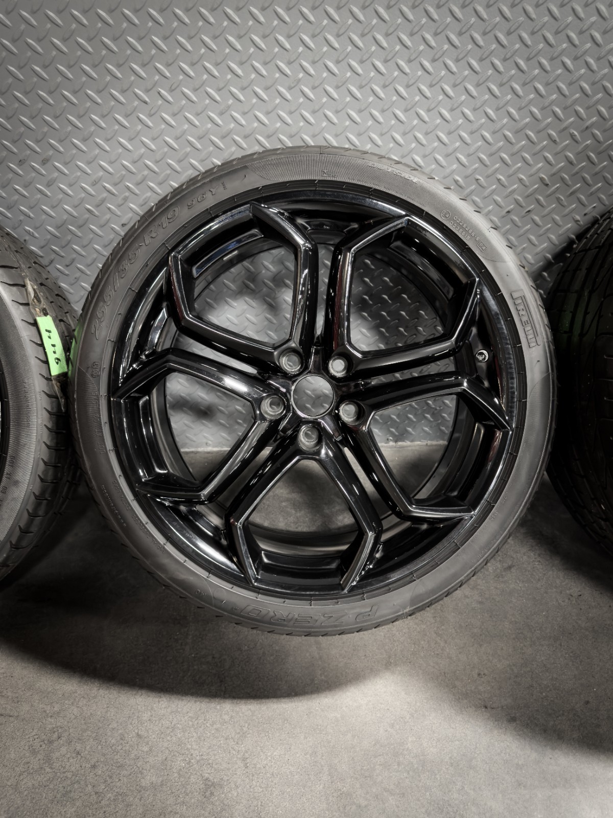 Lamborghini Murcielago 2008 Rear Wheels 4 pcs