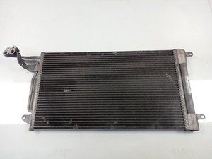 6R0820411D KONDENSATOR / KÜHLER DER KLIMAANLAGE KONDENSATOR / 6853112 FÜR SEAT I