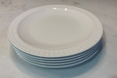 Corning Pyroceram White Tulip Dinner Plates 9 3/4  Set of 5