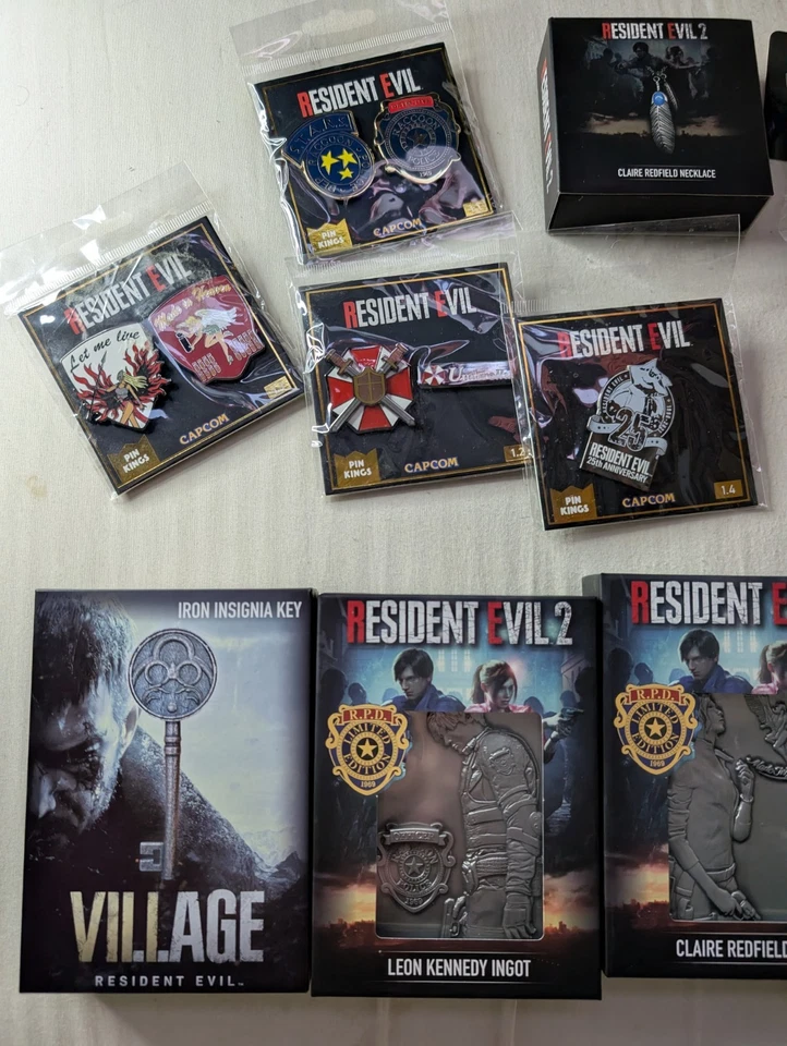 Resident Evil Merchandise Huge Bundle Capcom | Keyrings | Badges | Necklace Rare - Image 2 of 4