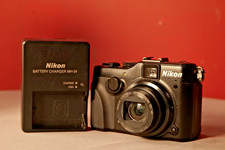 Nikon COOLPIX P7100 10.1MP Digital Camera - Black for sale online