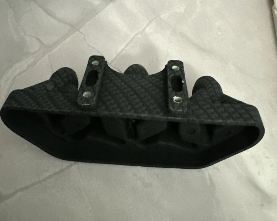 Campana de repuesto RamCat Quiver hecha por TreeLimb para cabezas anchas (carbono negro) Foto 3 de 4