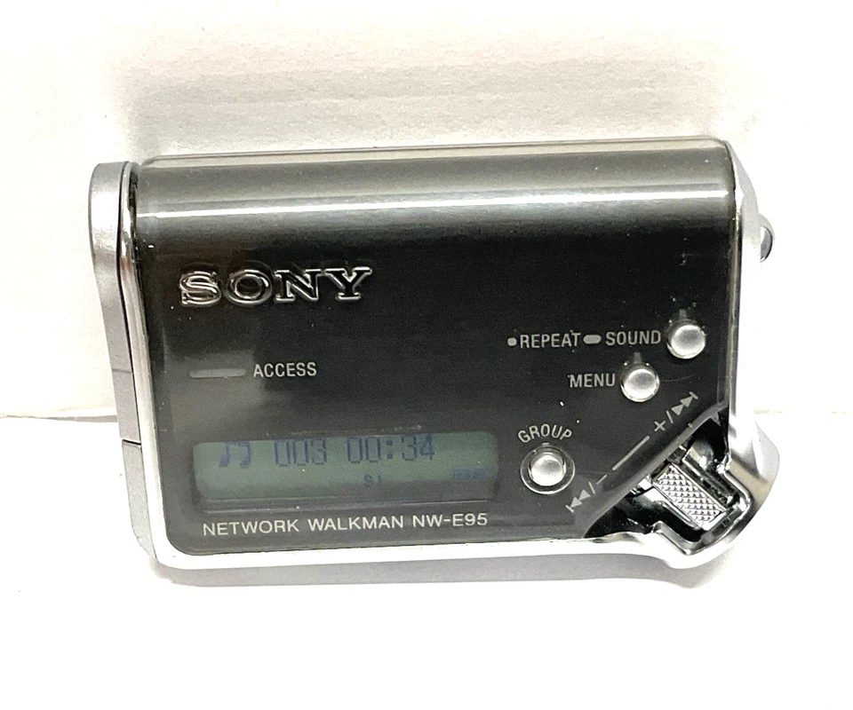 Sony Network Walkman NW-E95 512MB Portable MP3/ATRAC Media Player Works - Image 2 of 4
