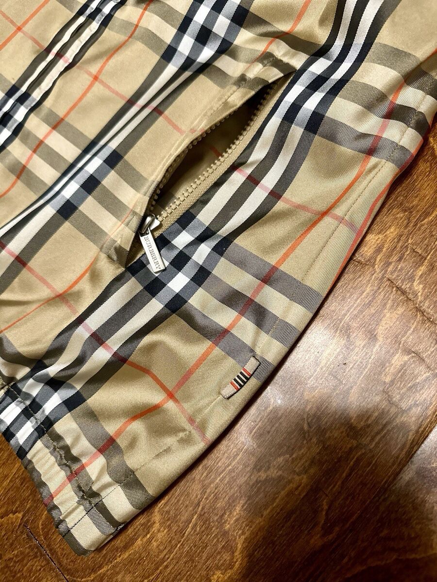 NWOT Burberry Golf Women's Checkered Satin/Mesh Vest Jacket NWOT Burberry Golf Women's Checkered Satin/Mesh Vest Jacket