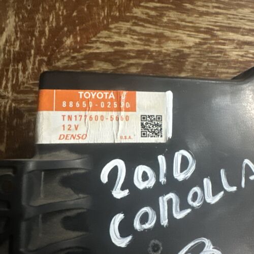 09-11 Toyota Corolla Matrix A/C Amplifier Temperature Control Module 88650-02530 - Picture 2 of 4
