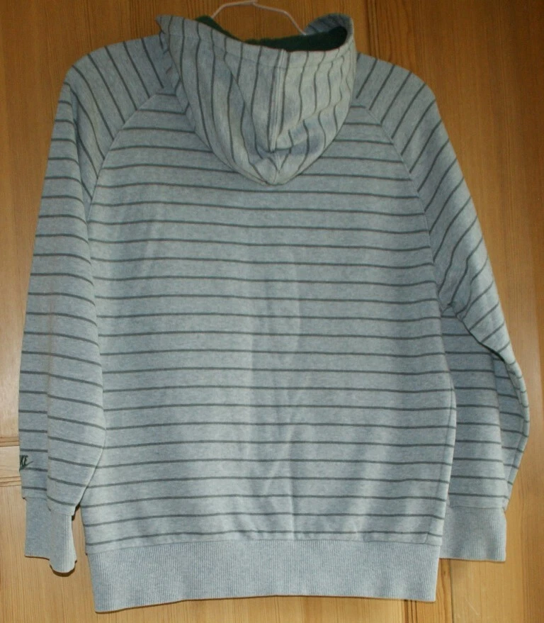 VESTE SURVETEMENT A CAPUCHE Marque NIKE taille 12 13 ans Gris rayé manches longu - Photo 3/4