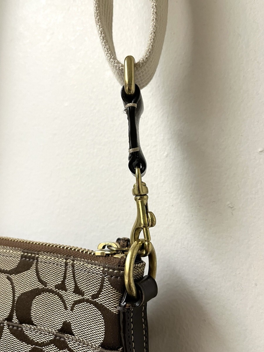 Coach Vintage Signature Swingpack Crossbody Bag Purse Turnlock