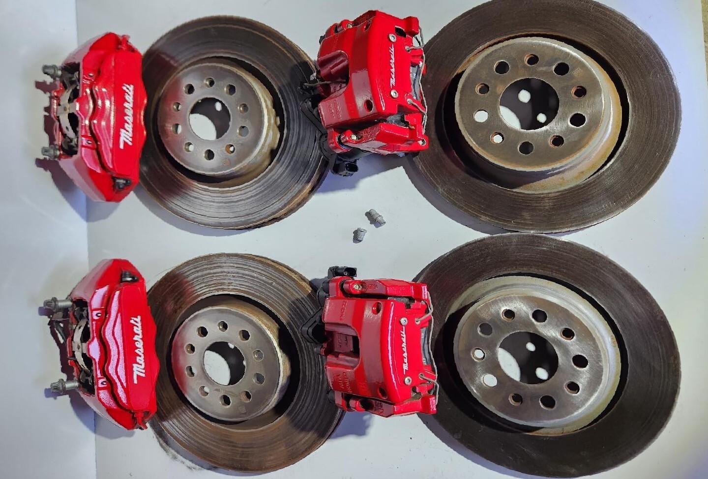 maserati ghibli brake calipers & pads