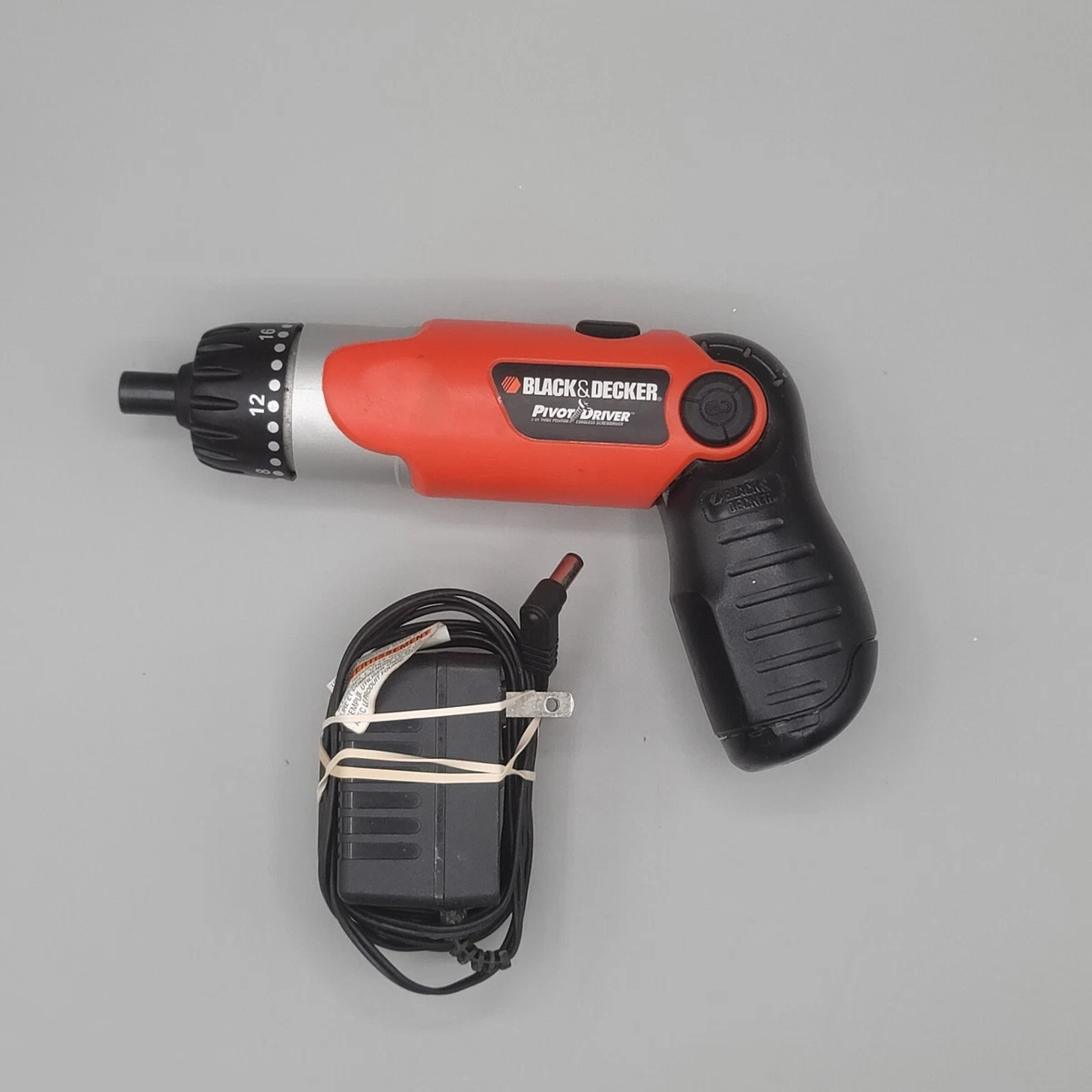 Black & Decker Pivot Driver Cordless Screw Driver 9078 With Charger