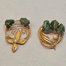 Vintage Brooch Pins Kramer Style Green Stone Cultured Pearl Leaf Gold Toned