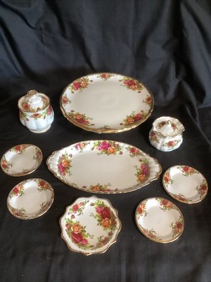 Royal Albert Old Country Roses Kuchenständer mit Fuß 23 cm x 8 cm + 8 Stück exzellenter Zustand