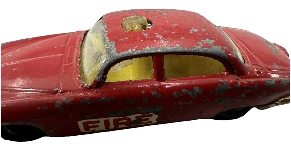 Jaguar MK-10 1/64 Vintage Husky British Diecast Fire Dept Vehicle JUNKYARD - Image 2 of 4