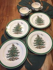 Spode christmas tree, kleines Geschirrkonvolut - 4 Kuchenteller & 2 Tassen