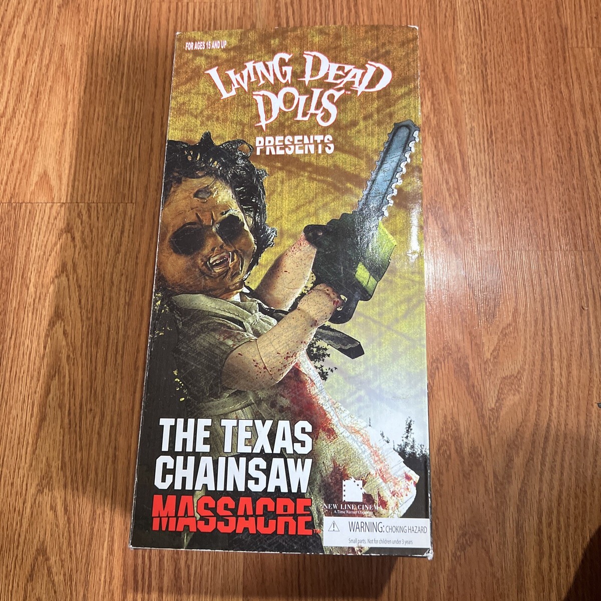 MEZCO Living Dead Dolls Presents The Chainsaw Massacre LEATHERFACE