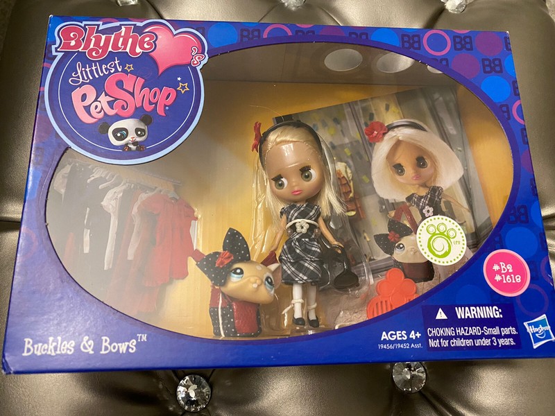 New Rare Gift Blythe Littlest Pet shop Buckles and Bows Doll Set Hasbro B2 1618