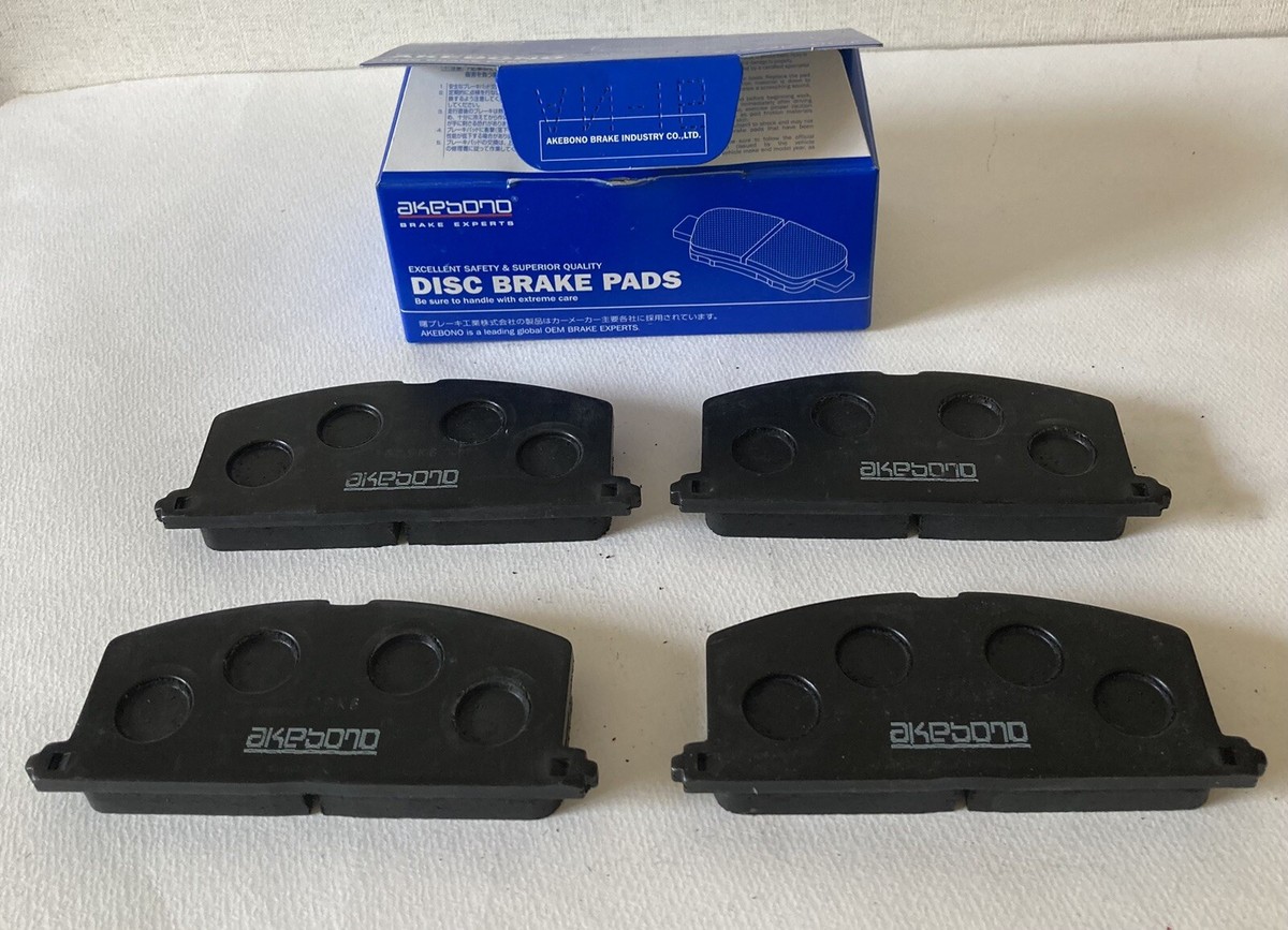AN-714K AKEBONO BRAKE PADS FRONT 4PCS Equivalent OEM 04465-52260