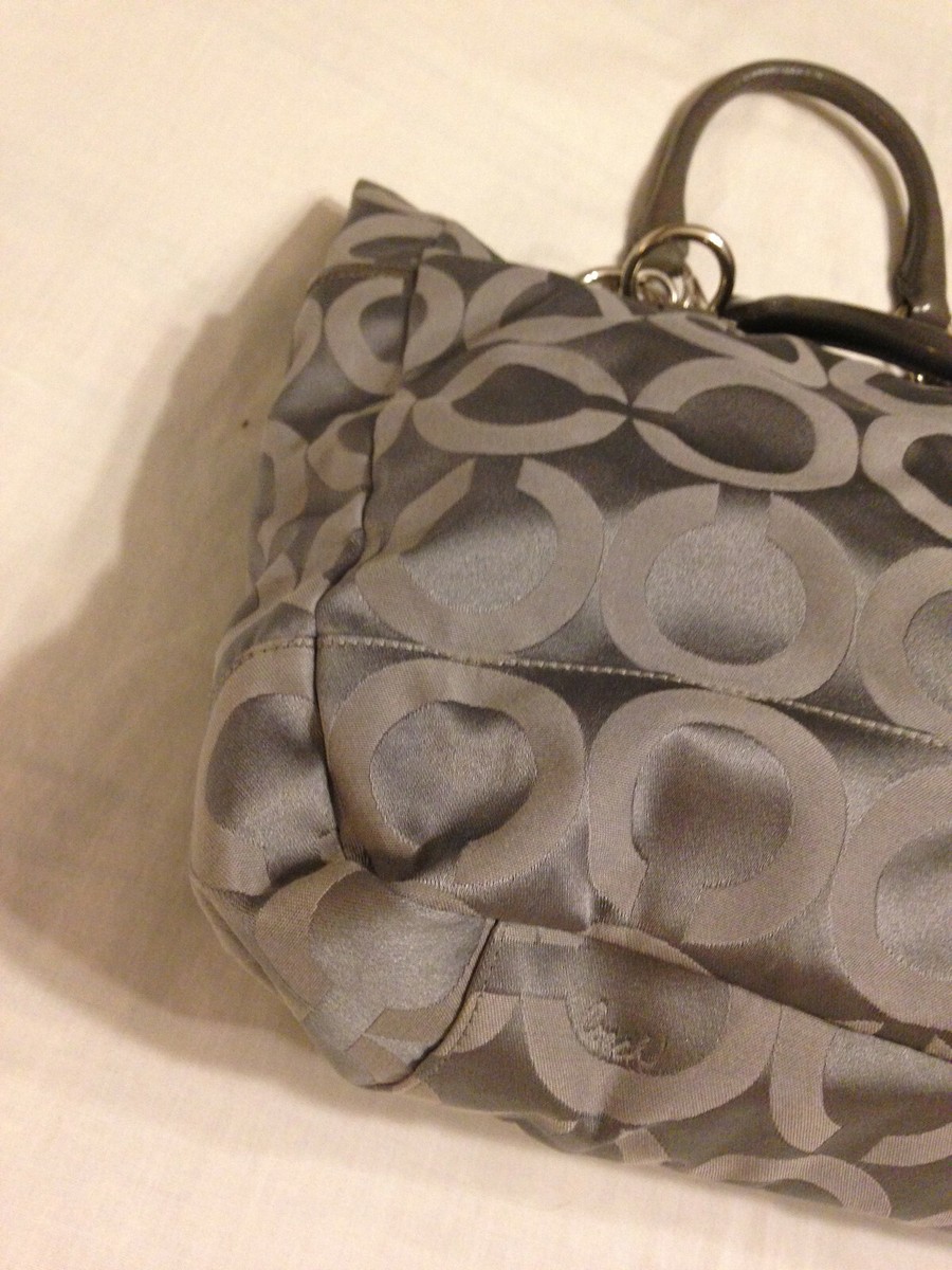 COACH 13583 LARGE MADISON GREY OP ART SIGNATURE C MAGAZINE TOTE