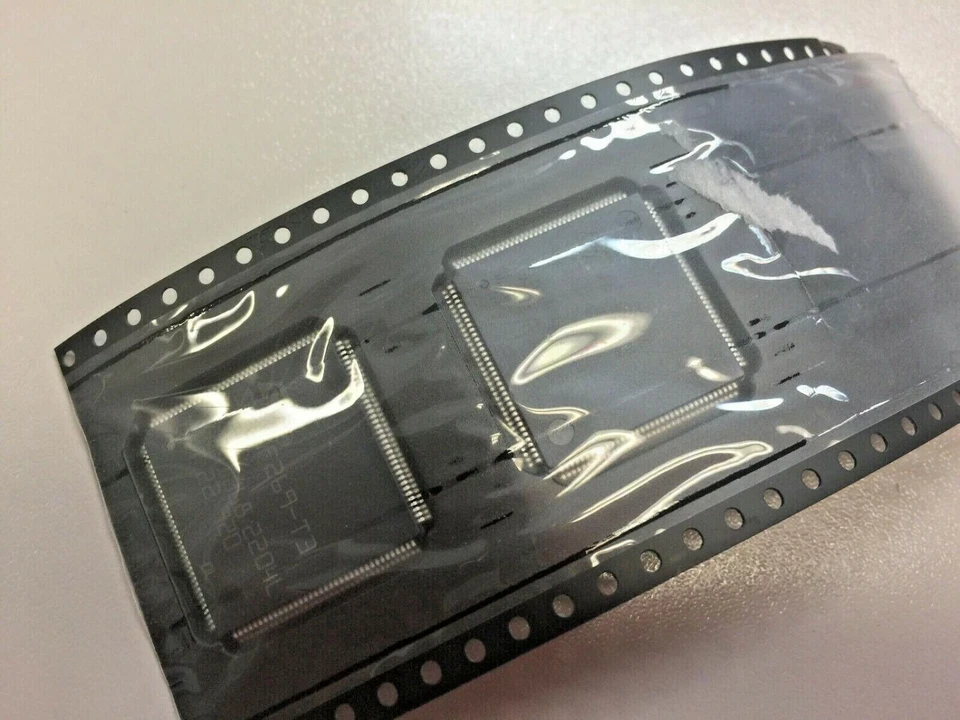 IC-SM SGT ST10F269-T3 VG841368 2204L MLT 22 920 NUEVO NUEVO Foto 4 de 4