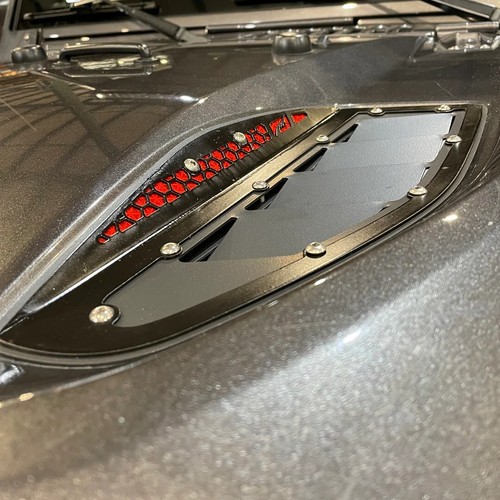 Motobilt Hood Vent Kit for 10th Anniversary Jeep JK Rubicon - Picture 3 of 8