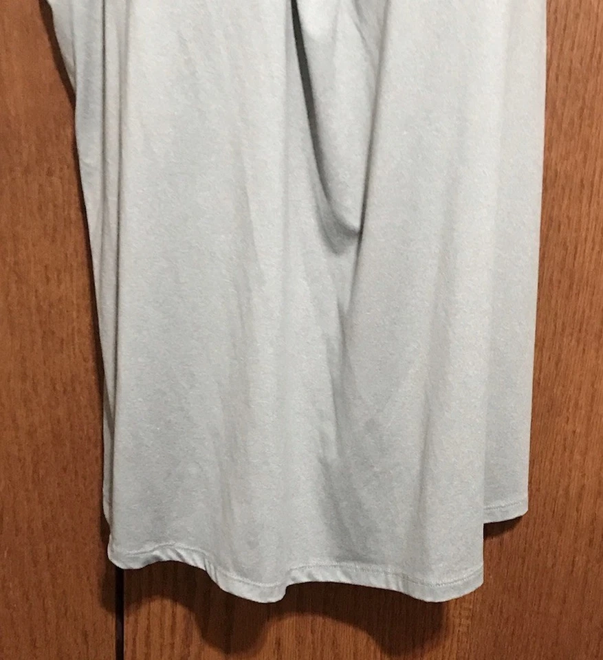 NUEVO SIN ETIQUETAS NUEVO 32 Degrees Cool Camiseta sin mangas para mujer Tazas incorporadas XXL Cami Calce relajado Gris Foto 2 de 4