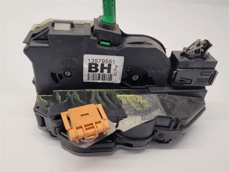 2015 CADILLAC SRX LEFT LH REAR DRIVER DOOR LOCK ACTUATOR Foto 2 de 4