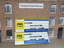 2 Piko 1/87 HO Scale Model Railway Electric Uncoupling Ramp Tracks