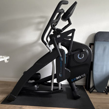Cardiostrong EX90 Plus Elektrischer Ellipsent...