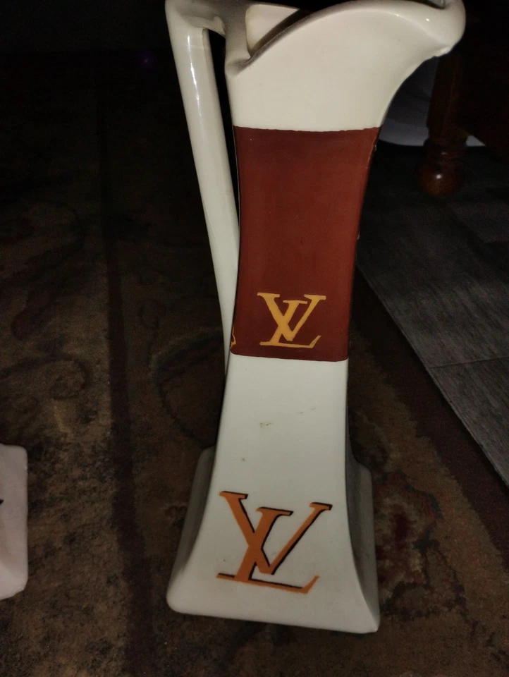 LV Louis Vuitton Vase Great Condition Never Used Authentic White And Brown !!!! - Image 2 of 2