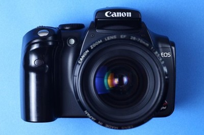 [#845] キャノン Canon Kiss Digital EF 28-70 Canon Kiss Digital Camera with EF 28-70mm Lens Tested Great