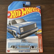 2025 HOT WHEELS  83 CHEVY SILVERADO BABY BLUE 157HW HOT TRUCKS, SQUAREBODY