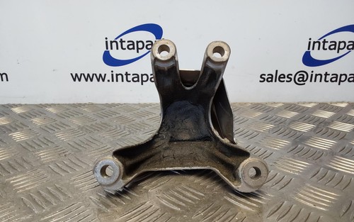 2021 BMW X3 G01 O/S RIGHT ENGINE MOUNTING SUPPORT BRACKET 8743652 - Picture 5 of 6