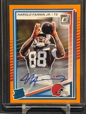 2025 Donruss Football Rated Rookie Orange Auto #373 Harold Fannin Jr.