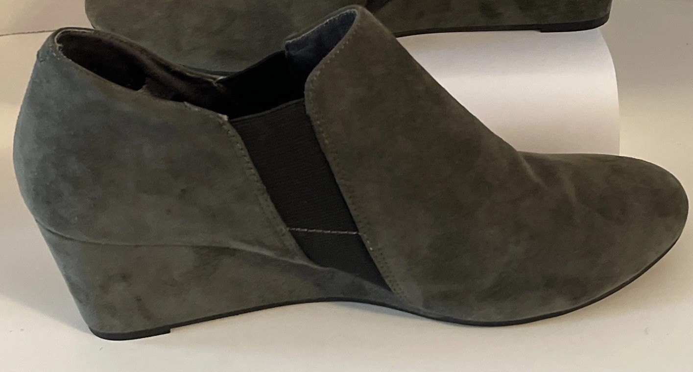 Vionic Elevated Stanton Orthotic Suede Boots Wedg… - image 16