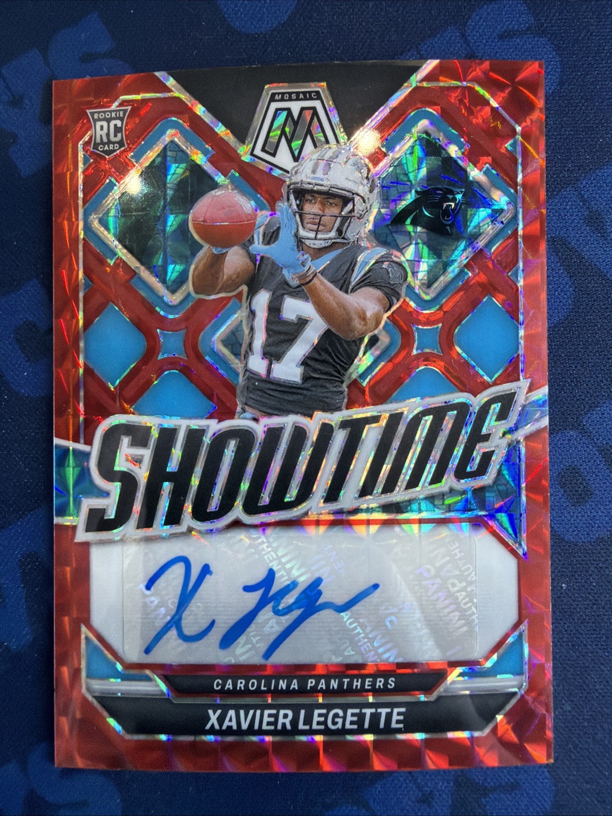 2024 Panini Mosaic - Showtime Signatures Xavier Legette #SS-XLE Red Prizm /199