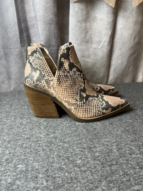 Vince Camuto Gigietta Snakeskin Python Booties Leather Women's Size 9 - Image 3 of 4
