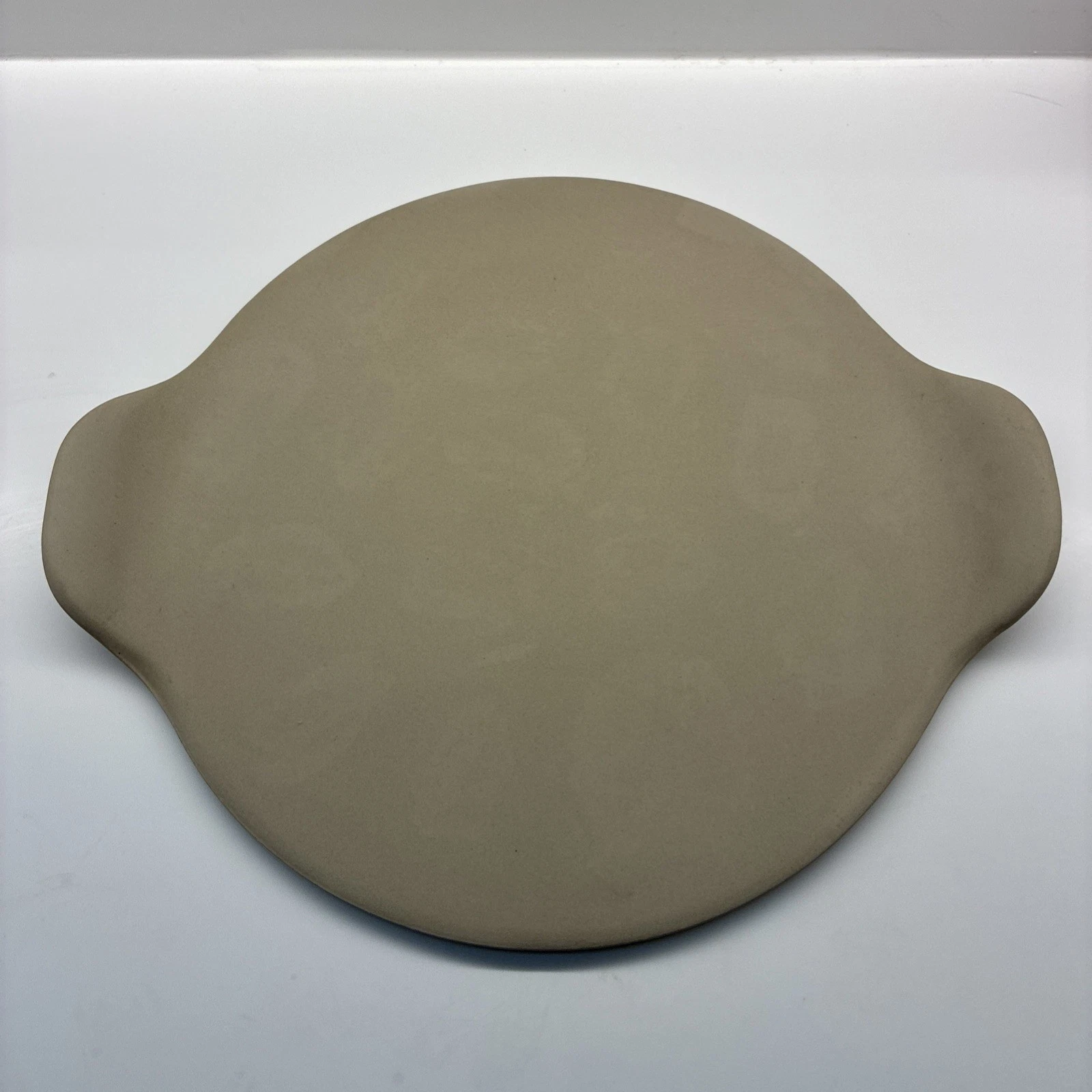Pampered Chef Large Pizza Stone Baking Stone Stoneware 13” 33 cm Handles No Box
Opens in a new windo