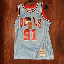 CHICAGO BULLS DENNIS RODMAN MITCHELL  NESS 1995-96 NWT SWINGMAN BLUE JERSEY MEN