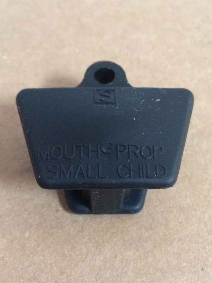 APOYO DE BOCA DENTAL BLOQUE DE MORDIDA NEGRO GOMA NIÑO PEQUEÑO LIBRE DE LÁTEX 2/CAJA,   Foto 3 de 3