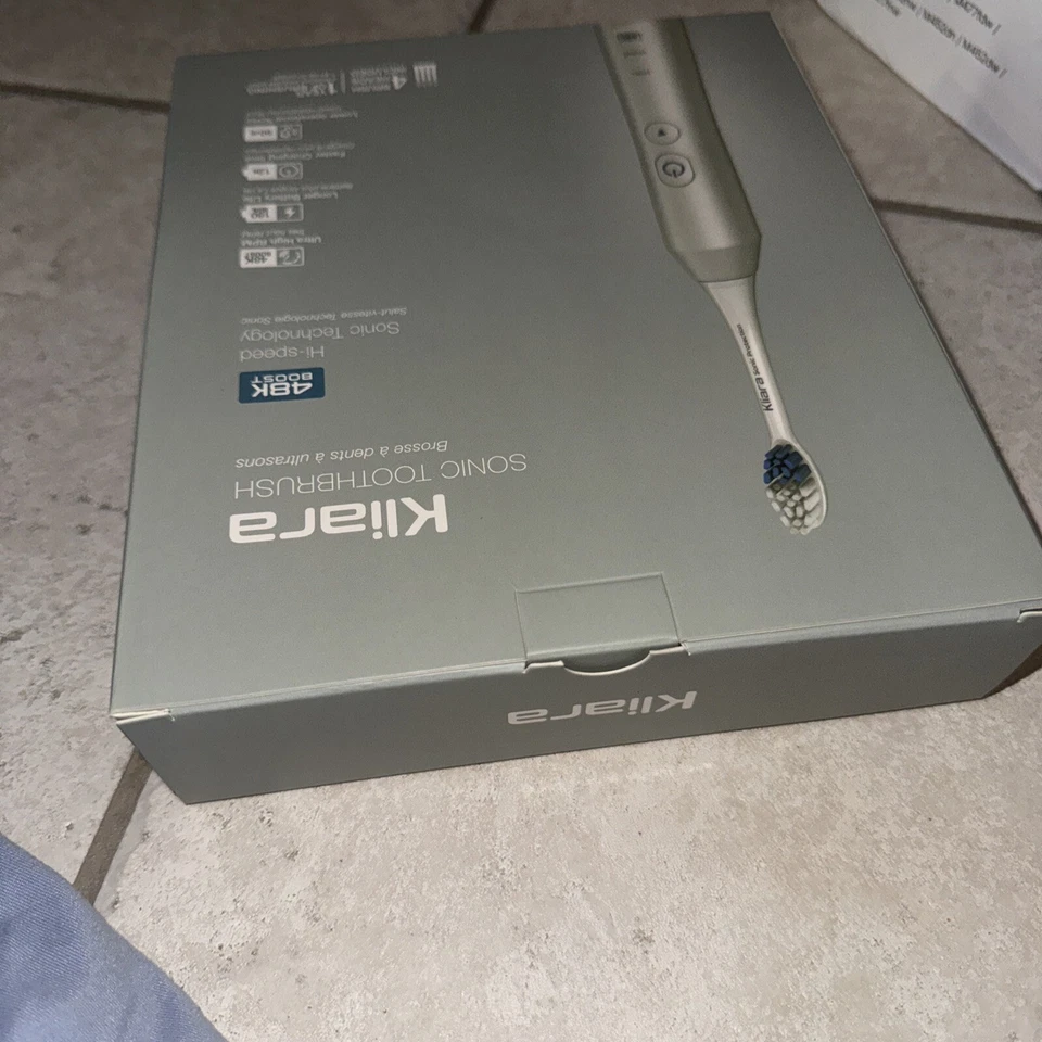 Kliara Designer Electric Sonic Toothbrush for Adults - Rechargable￼ Silver - Image 4 of 4