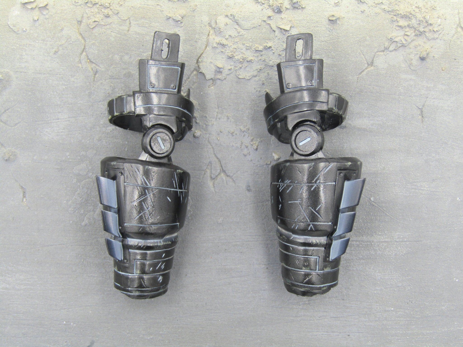 1/6 scale toy Armored Batman - Armored Forearm Guards