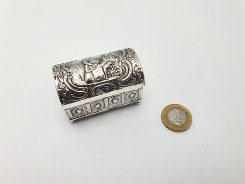 Antique Continental Silver Trinket Box – Ornate Jewellery or Pill Box c.1890 - Picture 10 of 12