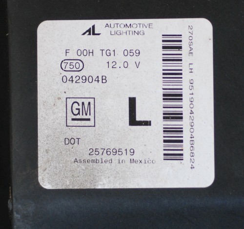 2004 2005 CADILLAC DeVille L Left Side Head Light - GM Part#25769519 - Bild 4 von 8