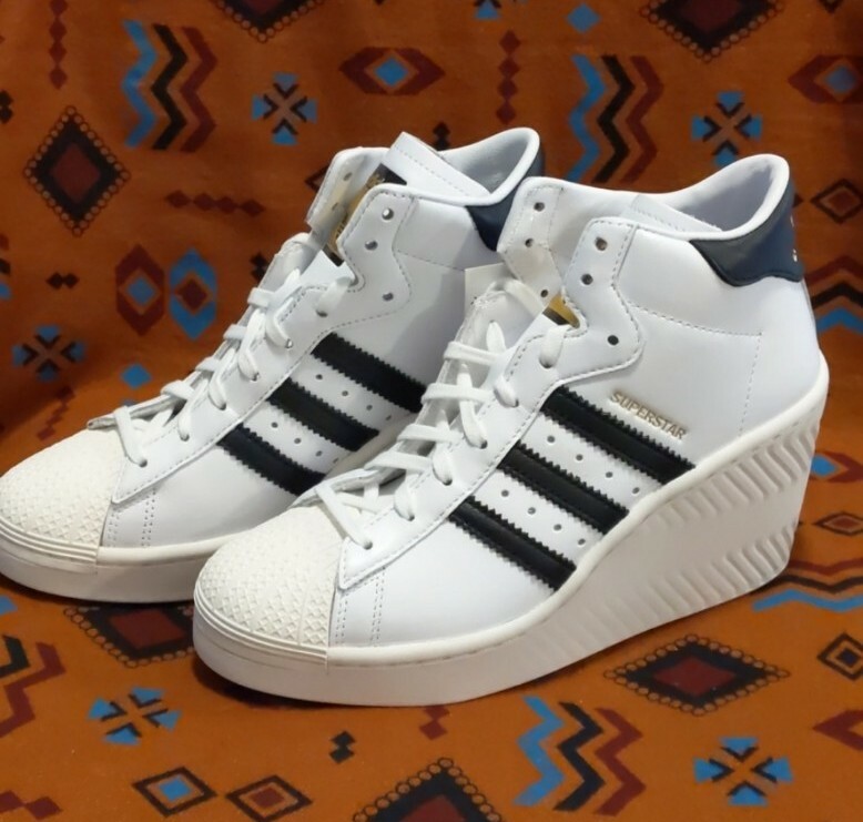 入手困難★厚底 ウェッジ Superstar Ellure★早い者勝ち★FW0102 adidas Superstar Ellure Shoe Sneaker FW0102 Casual Wedge