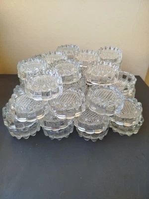 Lot De 53 Réhausseurs Pieds De  Meuble Diamètre 7,5 Cm  - Photo 1/4